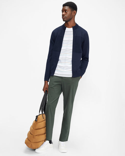 <P><Span Style="Text-Decoration: Underline;">Long Sleeve Textured Panel Zip</Span></P>
<P><Span>A Classic Design, This Hal...